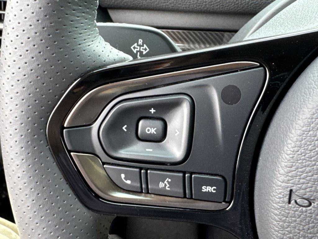 New 2025 VinFast VF 8 Eco AWD/4WD image 31