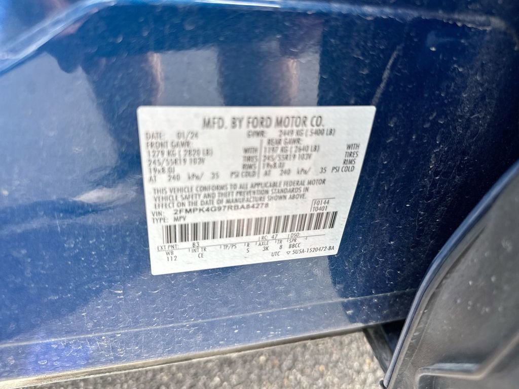 Used 2024 Ford Edge SE w/ Black Appearance Package image 27