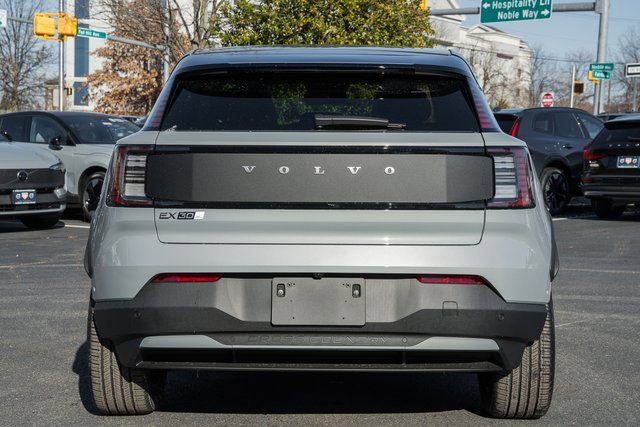 New 2026 Volvo EX30 Cross Country Ultra w/ Protection Package Premier image 5