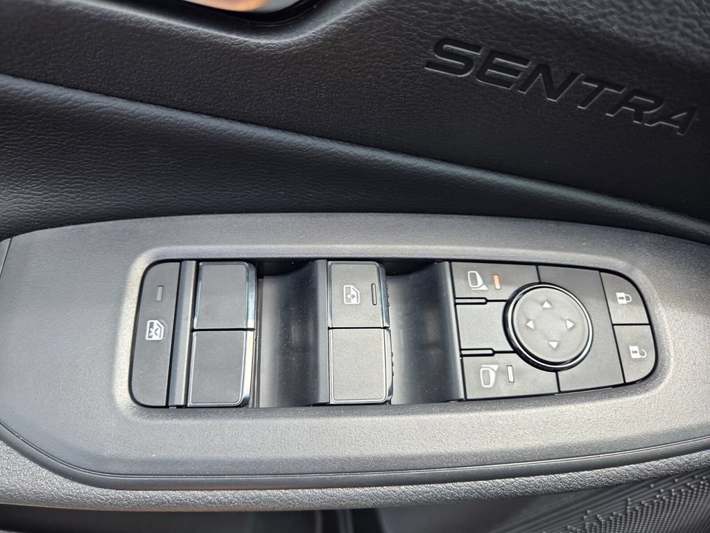 Used 2026 Nissan Sentra SV w/ SV Convenience Package FWD image 20