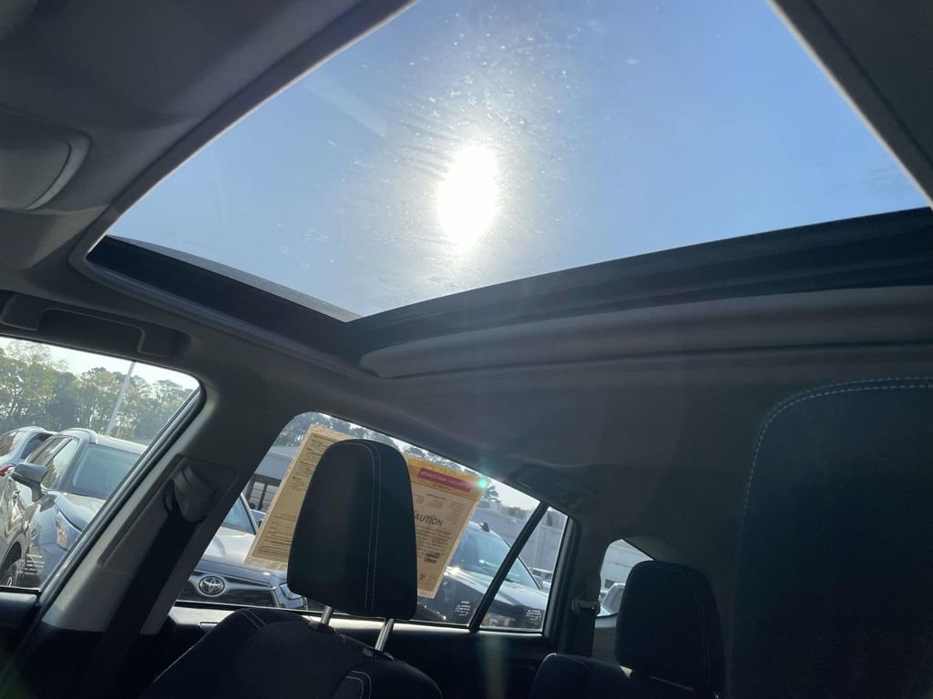 Used 2017 Toyota RAV4 XLE image 29