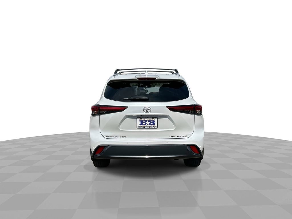 Used 2023 Toyota Highlander Limited AWD/4WD image 7