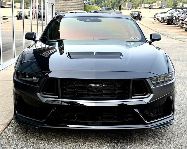 Used 2025 Ford Mustang Dark Horse RWD image 8