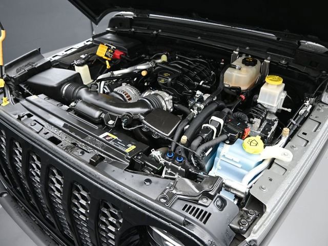 Used 2022 Jeep Gladiator Sport AWD/4WD image 42