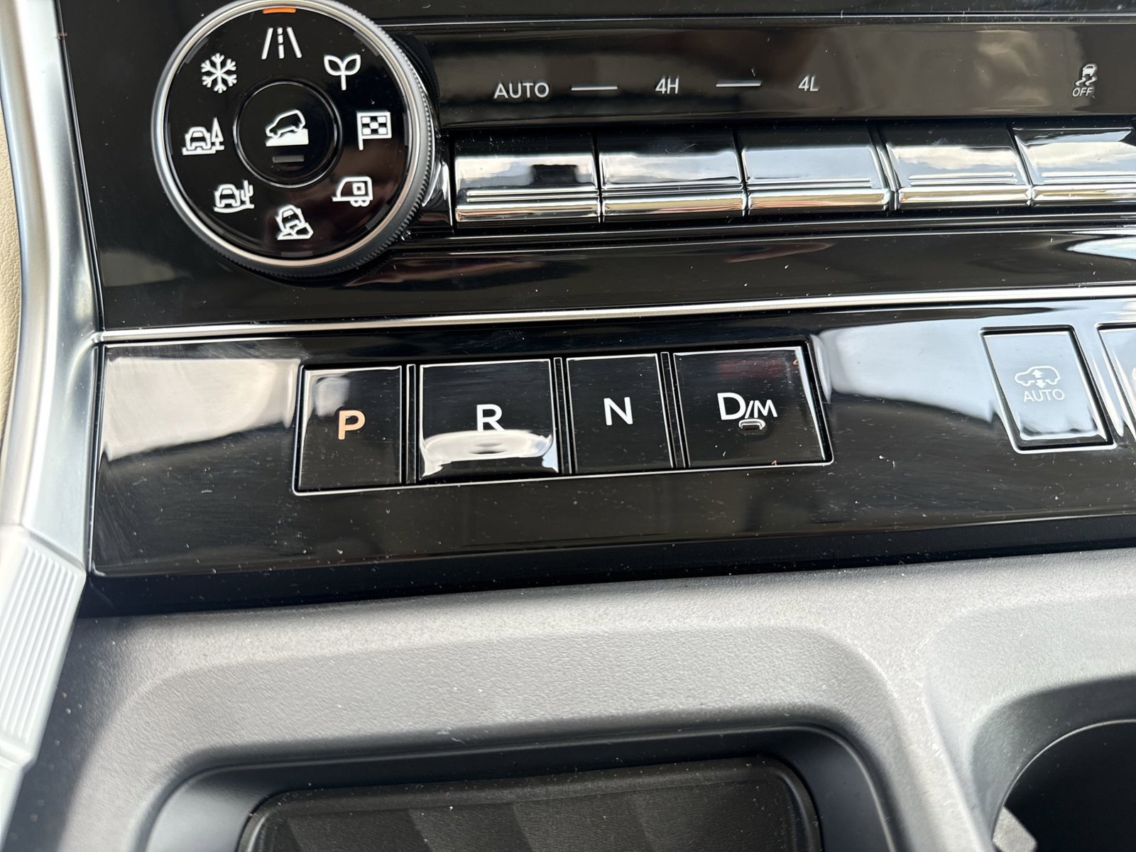 Used 2026 Nissan Armada Platinum Reserve AWD/4WD image 42