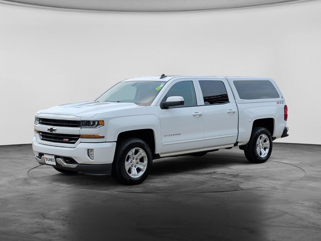 Used 2018 Chevrolet Silverado 1500 LT w/ All Star Edition AWD/4WD image 3