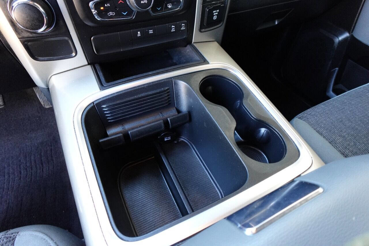 Used 2018 RAM 1500 Lone Star image 24