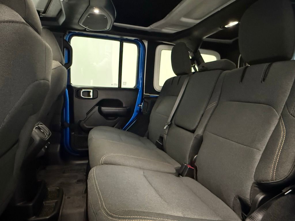 Used 2024 Jeep Wrangler Unlimited image 22