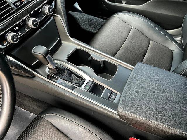 Used 2018 Honda Accord Sport image 15