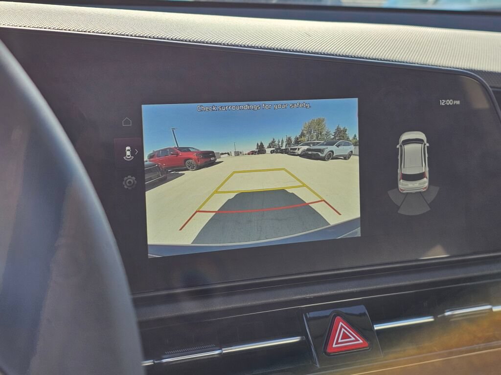 New 2026 Kia Niro EX FWD image 12