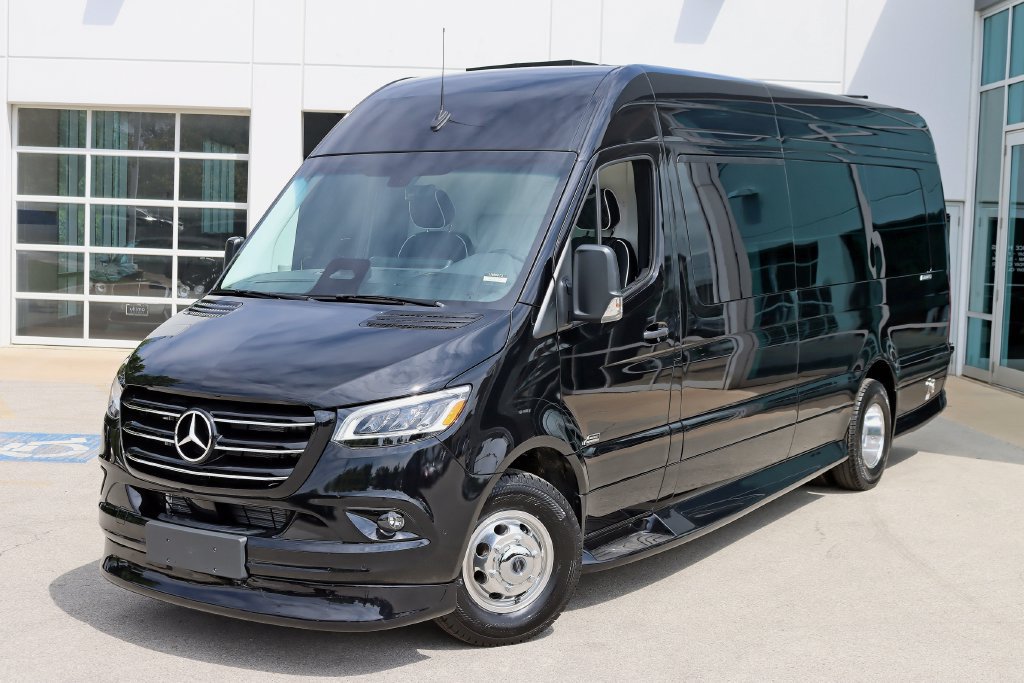 Used 2026 Mercedes-Benz Sprinter 3500 image 8