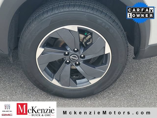 Used 2024 Nissan Rogue SV FWD image 31