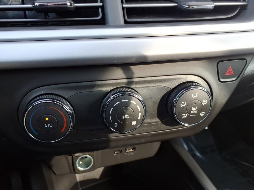 Certified 2024 Chevrolet Trax LS w/ Driver Confidence Package image 11