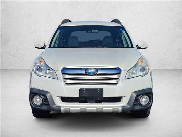 Used 2013 Subaru Outback 3.6R Limited image 2