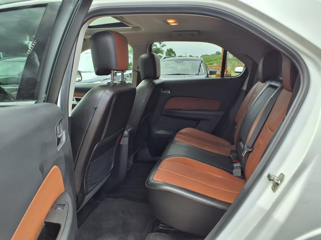 Used 2016 Chevrolet Equinox LTZ w/ Enhanced Convenience Package FWD image 9