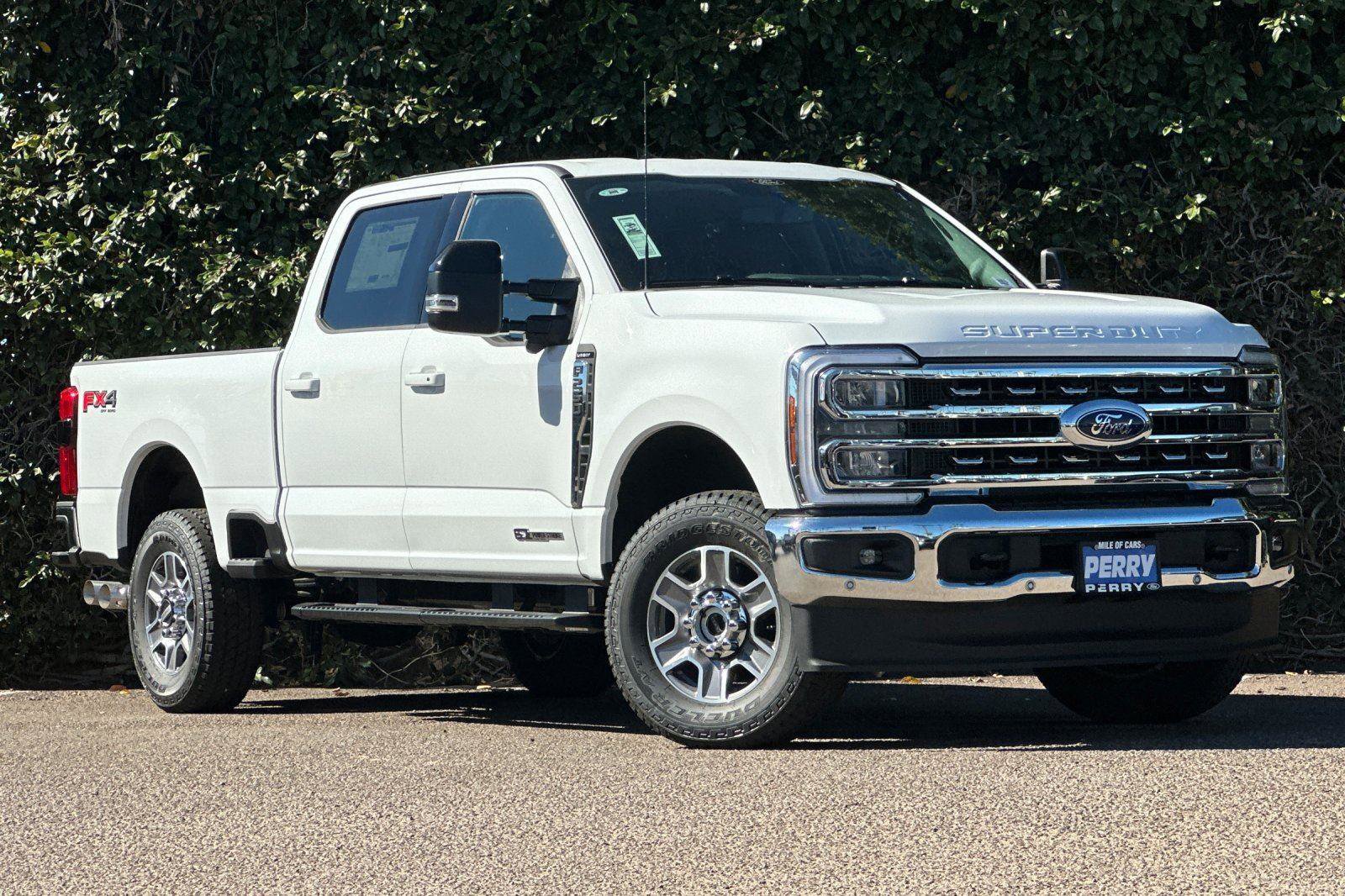 New 2026 Ford F250 Lariat w/ Lariat Premium Package