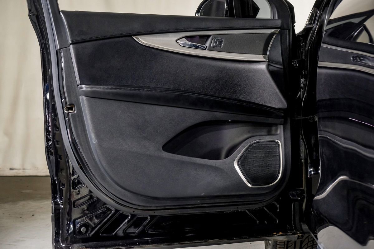 Used 2016 Lincoln MKX Reserve w/ Technology Package image 34