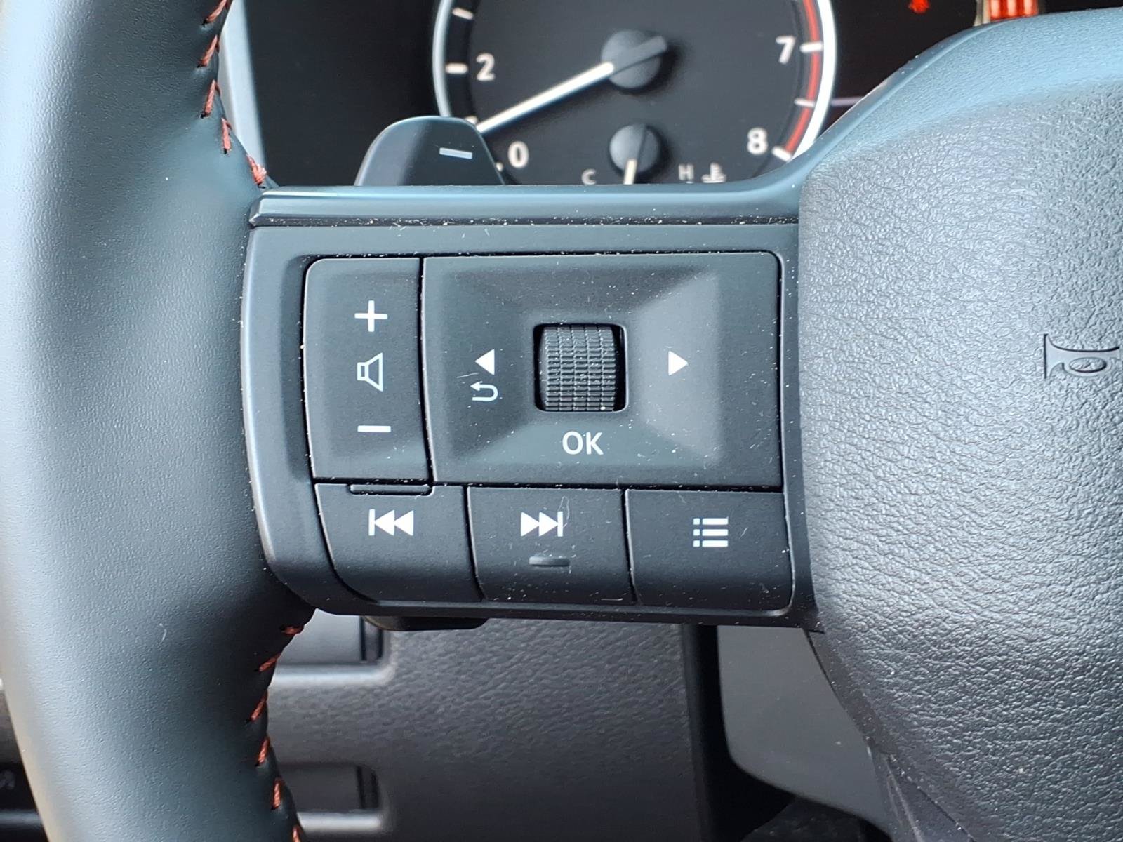 Used 2025 Nissan Rogue SV w/ Rock Creek Premium Package AWD/4WD image 31