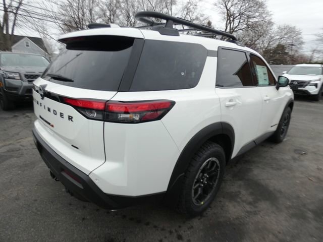 New 2025 Nissan Pathfinder Rock Creek image 3