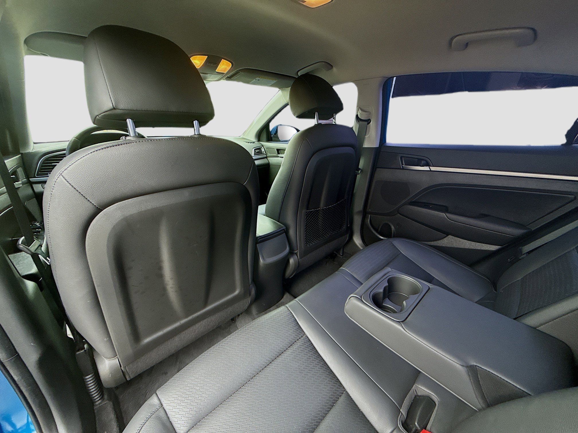 Used 2017 Hyundai Elantra Limited image 23