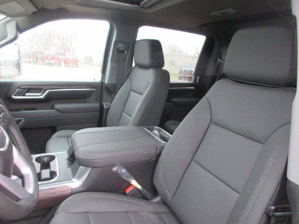 New 2026 GMC Sierra 2500 SLT w/ SLT Premium Package image 13