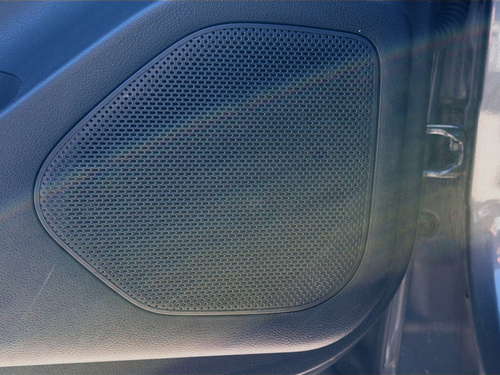 Used 2024 Nissan Rogue S image 22