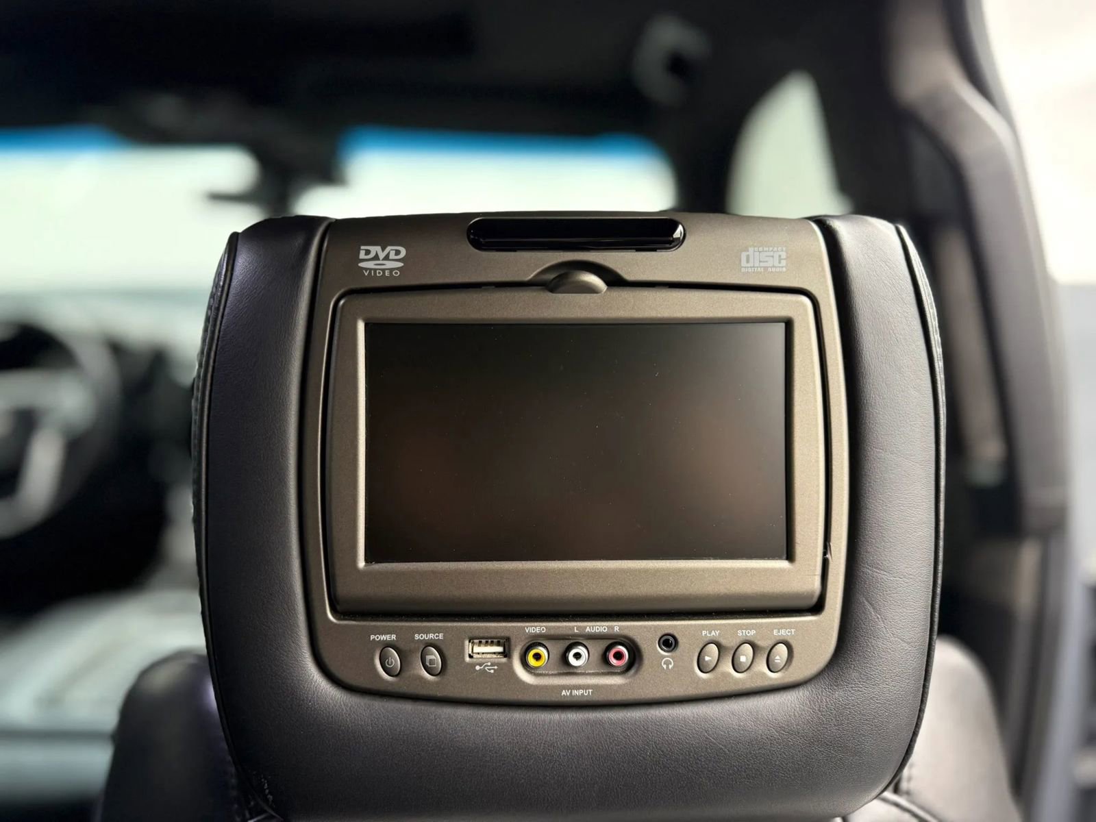 Used 2018 Cadillac Escalade ESV Platinum AWD/4WD image 26