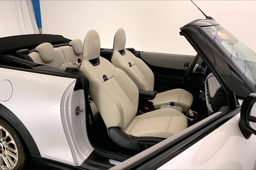 Used 2026 MINI Cooper S FWD image 6