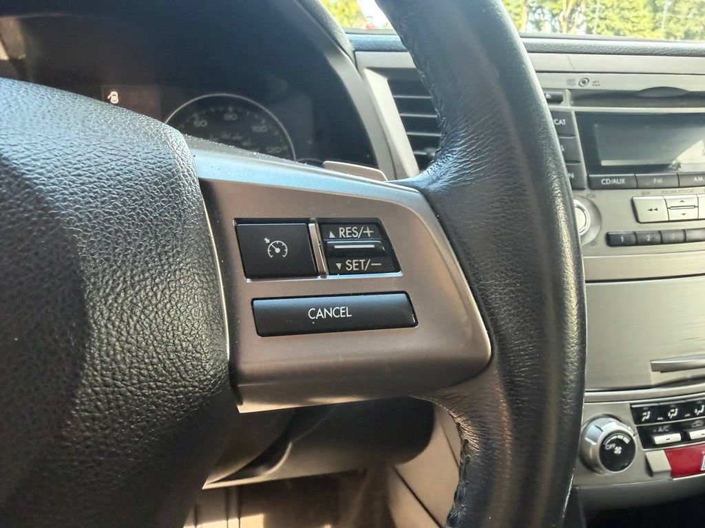 Used 2013 Subaru Legacy 2.5i Premium AWD/4WD image 15