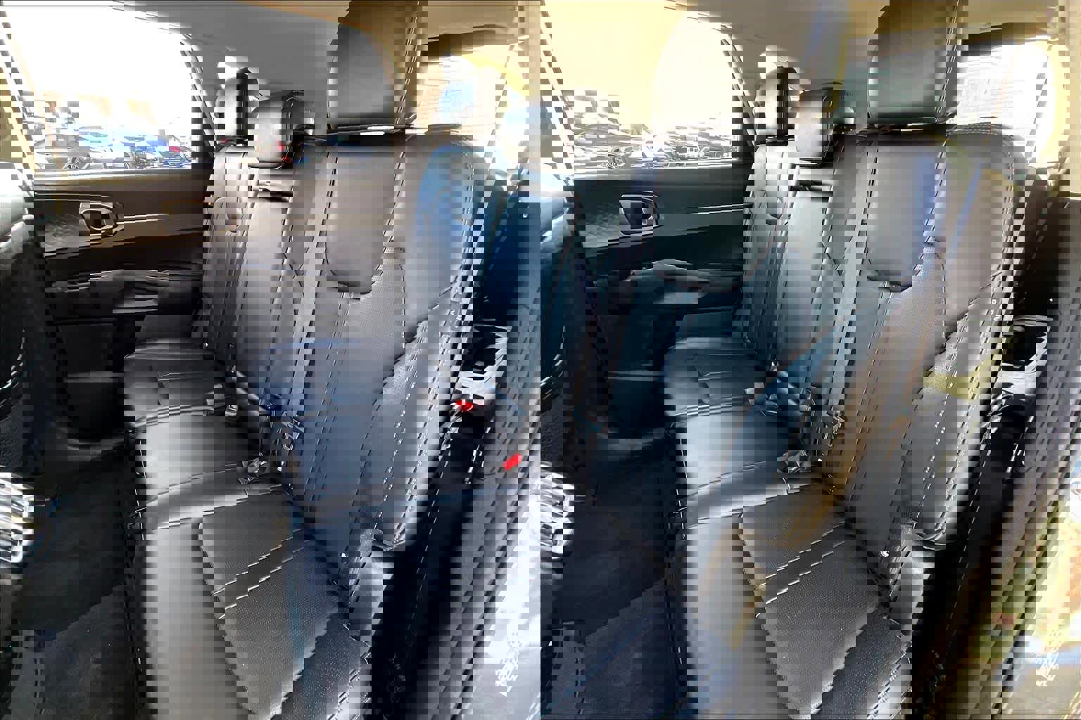 Used 2024 Kia Sorento S image 19