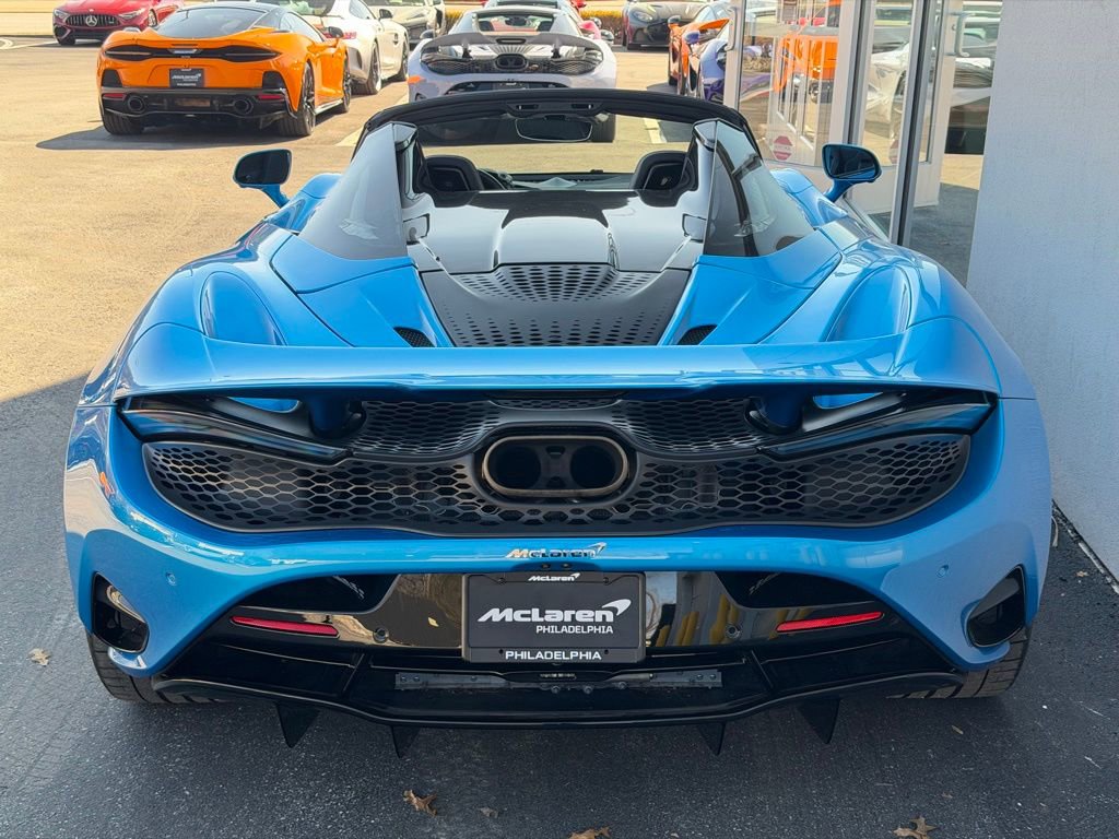 Used 2024 McLaren 750S Spider image 4