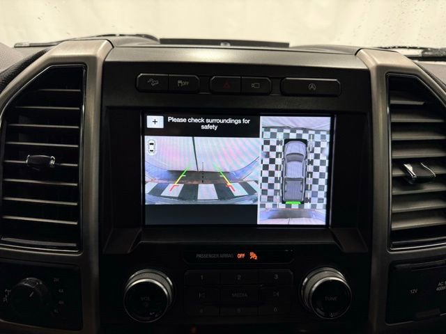 Used 2019 Ford F150 Platinum w/ Equipment Group 701A Luxury image 37