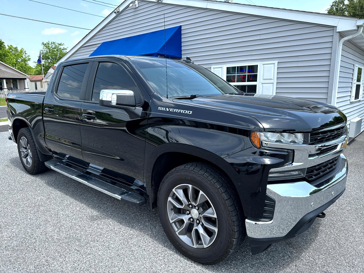 Used 2019 Chevrolet Silverado 1500 LT w/ All-Star Edition image 1