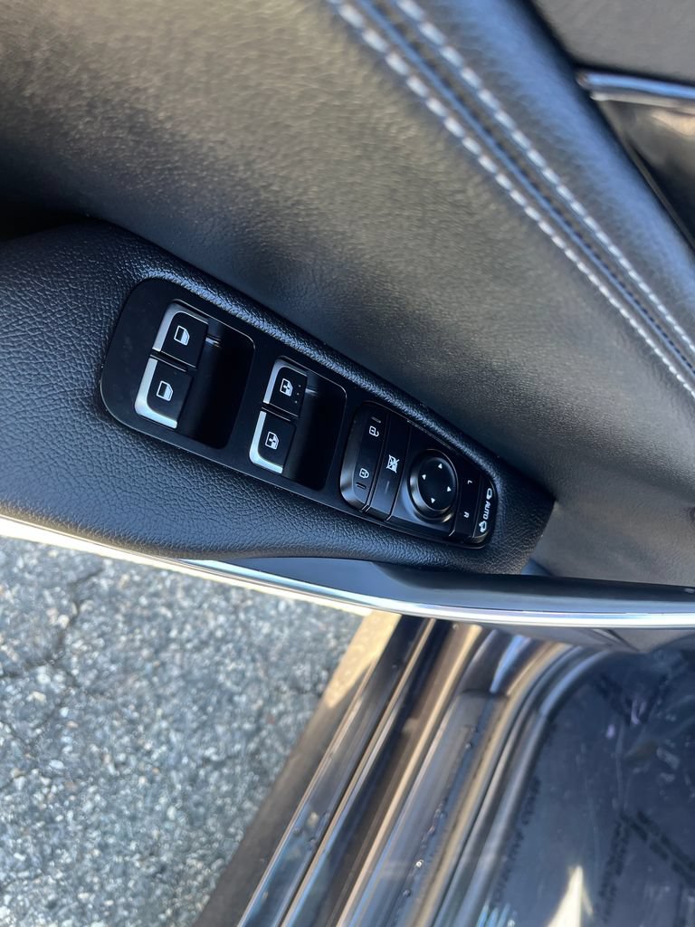 Used 2022 Kia Stinger GT-Line AWD/4WD image 24