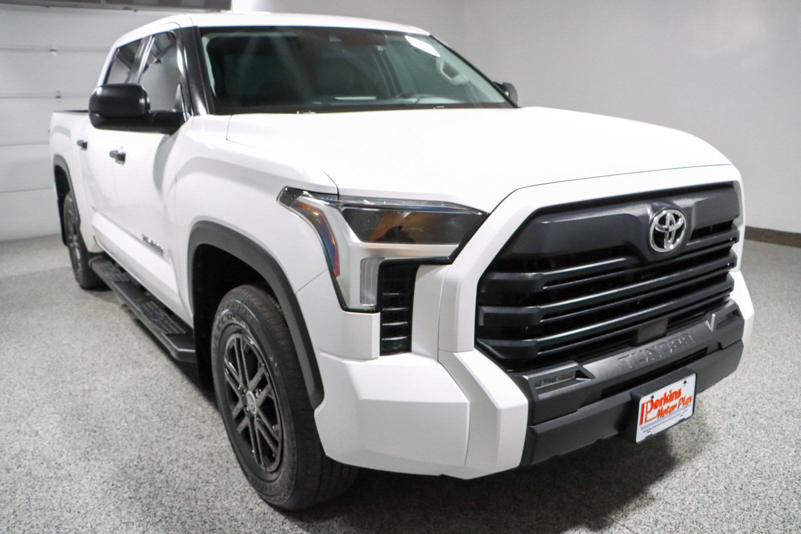 Used 2024 Toyota Tundra SR5 AWD/4WD image 5