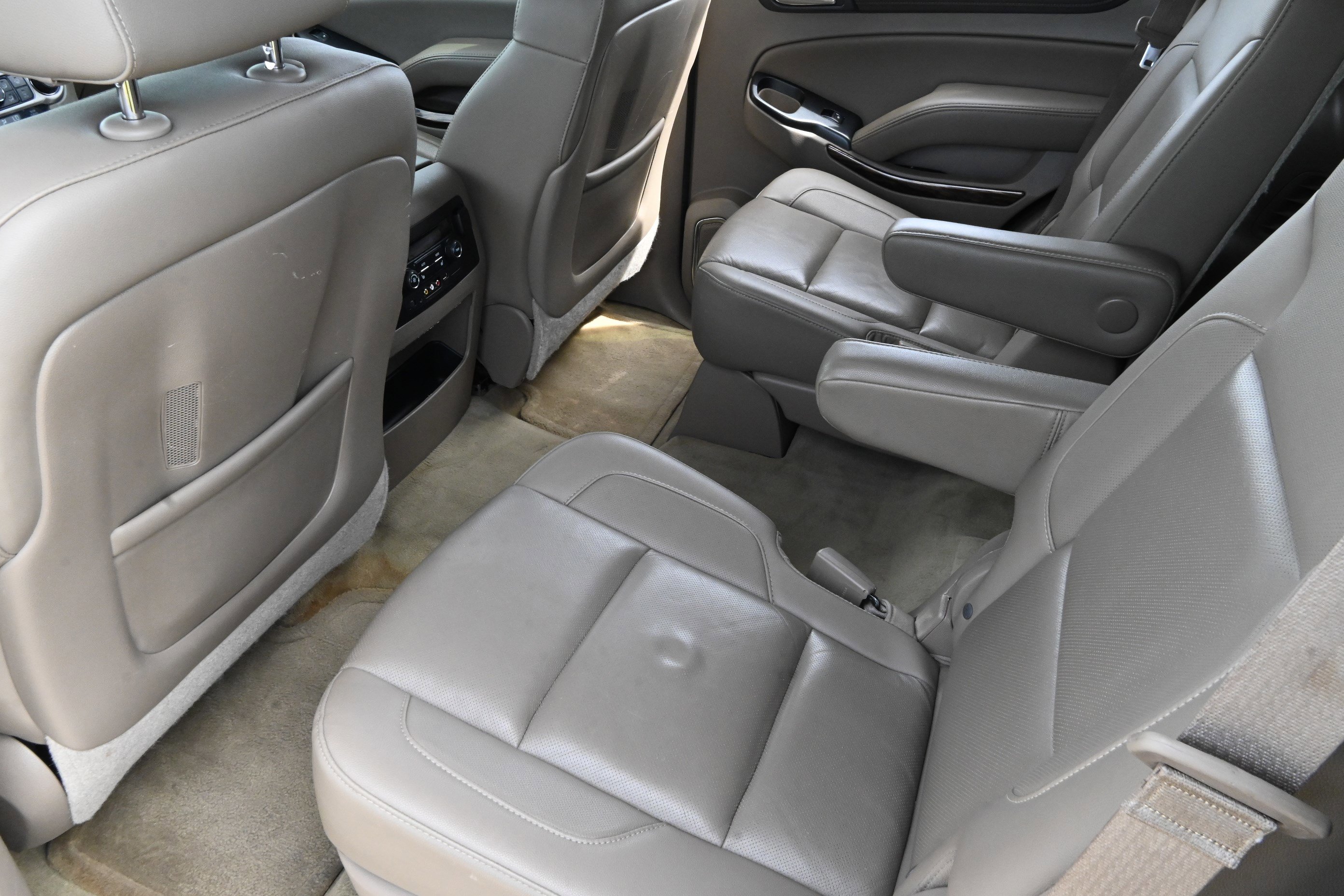 Used 2015 GMC Yukon SLT w/ Open Road Package image 13