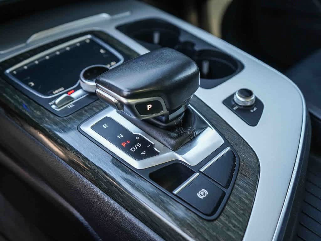 Used 2018 Audi Q7 2.0T Premium Plus w/ Premium Plus Package AWD/4WD image 21