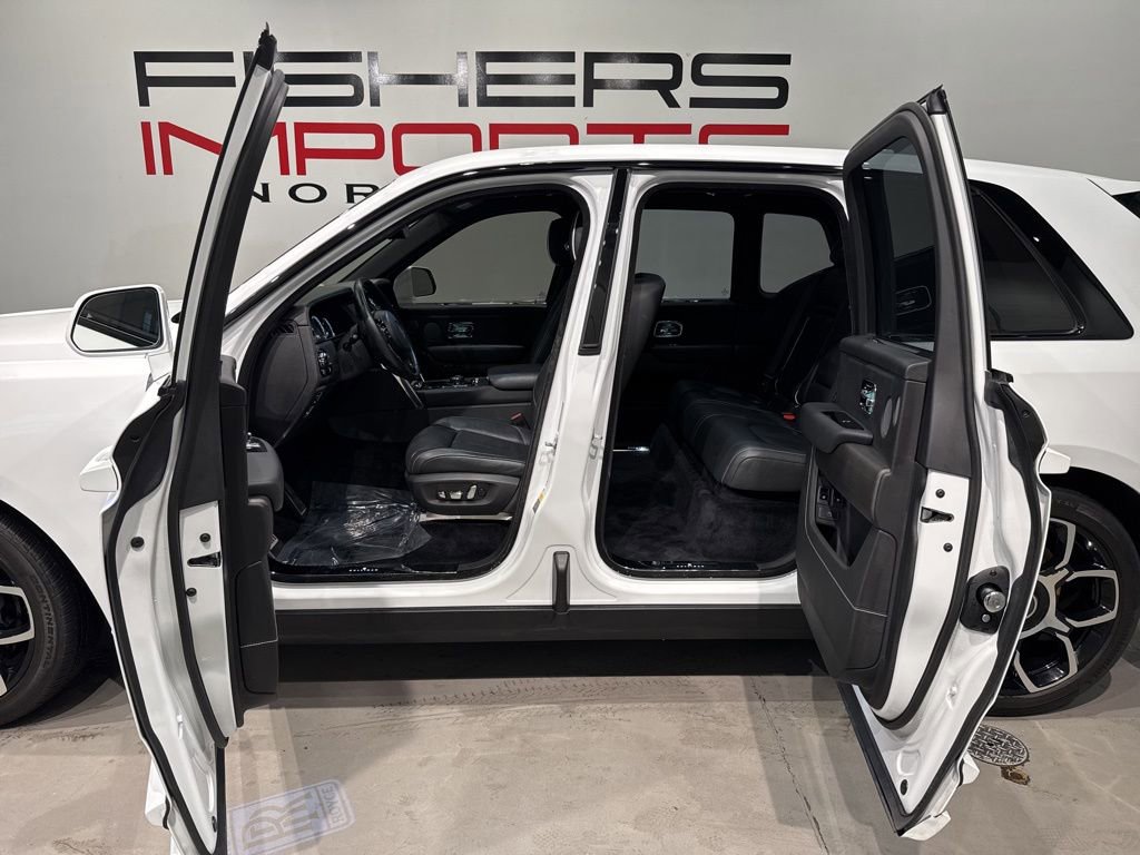 Used 2020 Rolls-Royce Cullinan AWD/4WD image 35