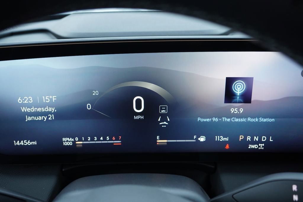 Certified 2025 Buick Enclave Preferred image 35