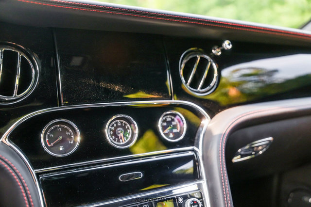 Used 2016 Bentley Mulsanne Speed RWD image 23