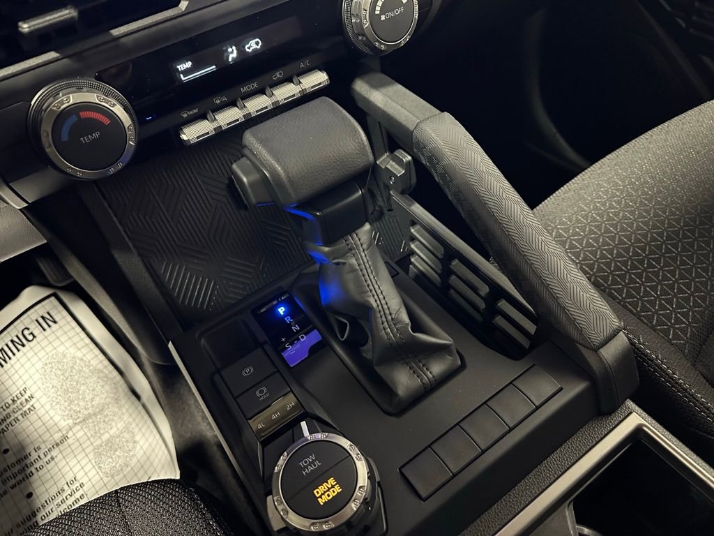 Used 2025 Toyota 4Runner SR5 image 39