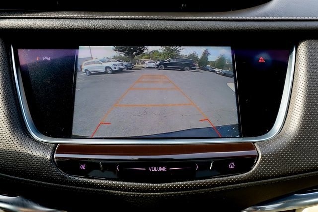 Used 2017 Cadillac XT5 Luxury w/ Driver Awareness Package image 7