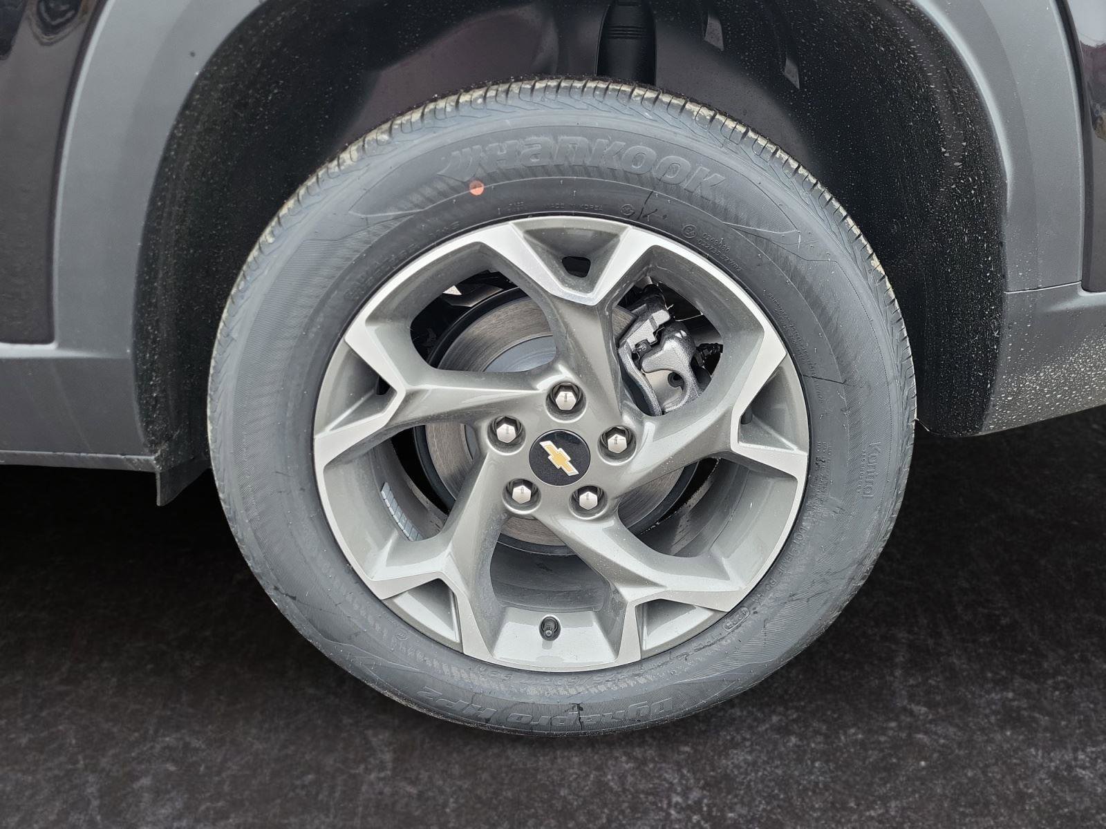 New 2026 Chevrolet Trax LT w/ Driver Confidence Package image 15