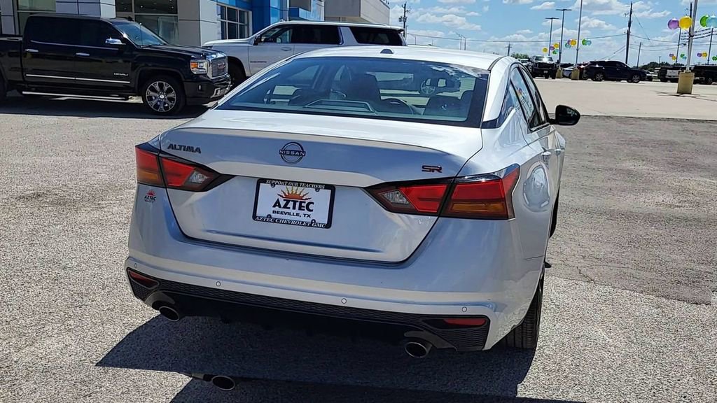 Used 2024 Nissan Altima 2.5 SR image 7