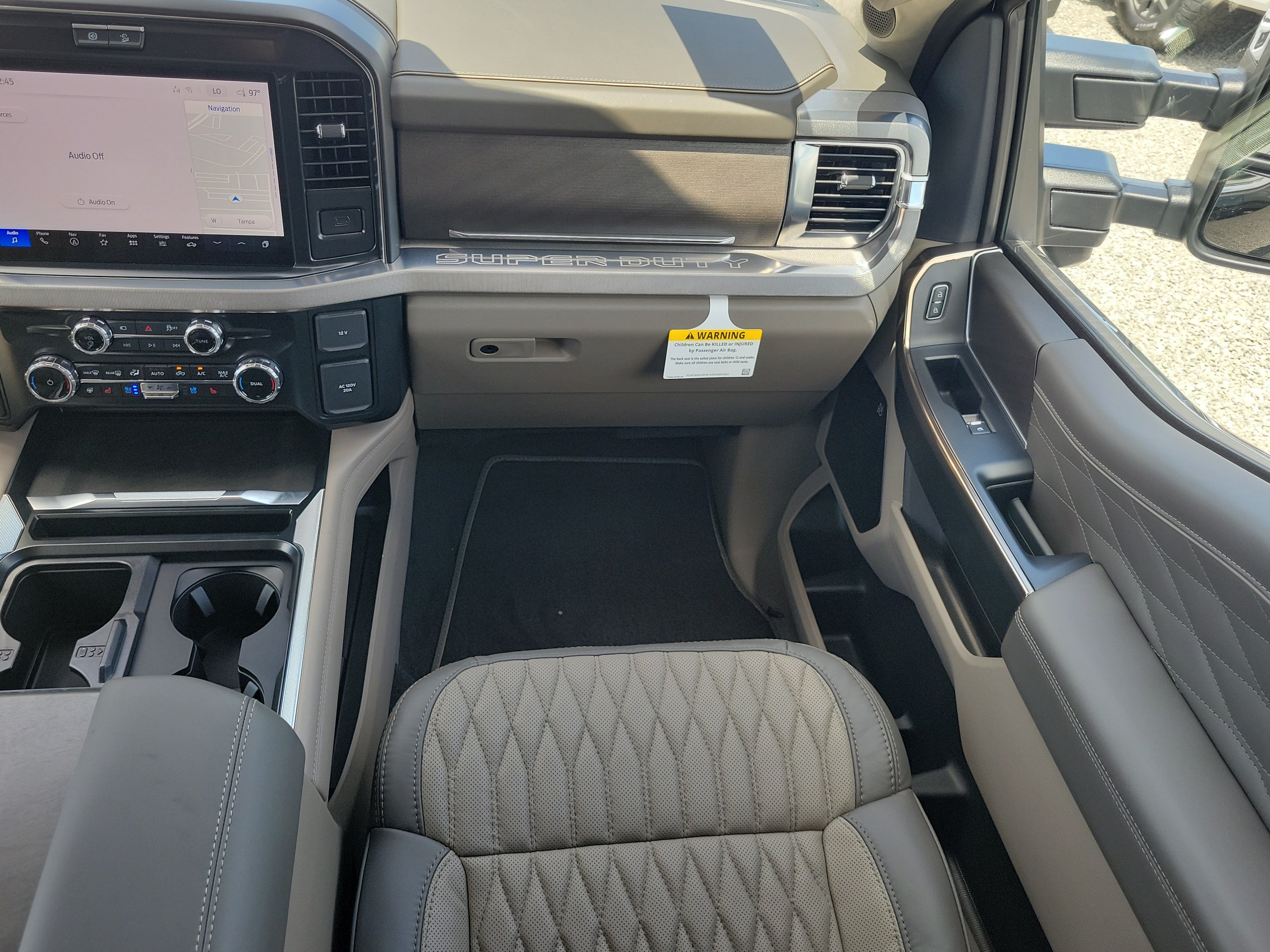 New 2026 Ford F450 Platinum w/ Platinum Plus Package AWD/4WD image 12