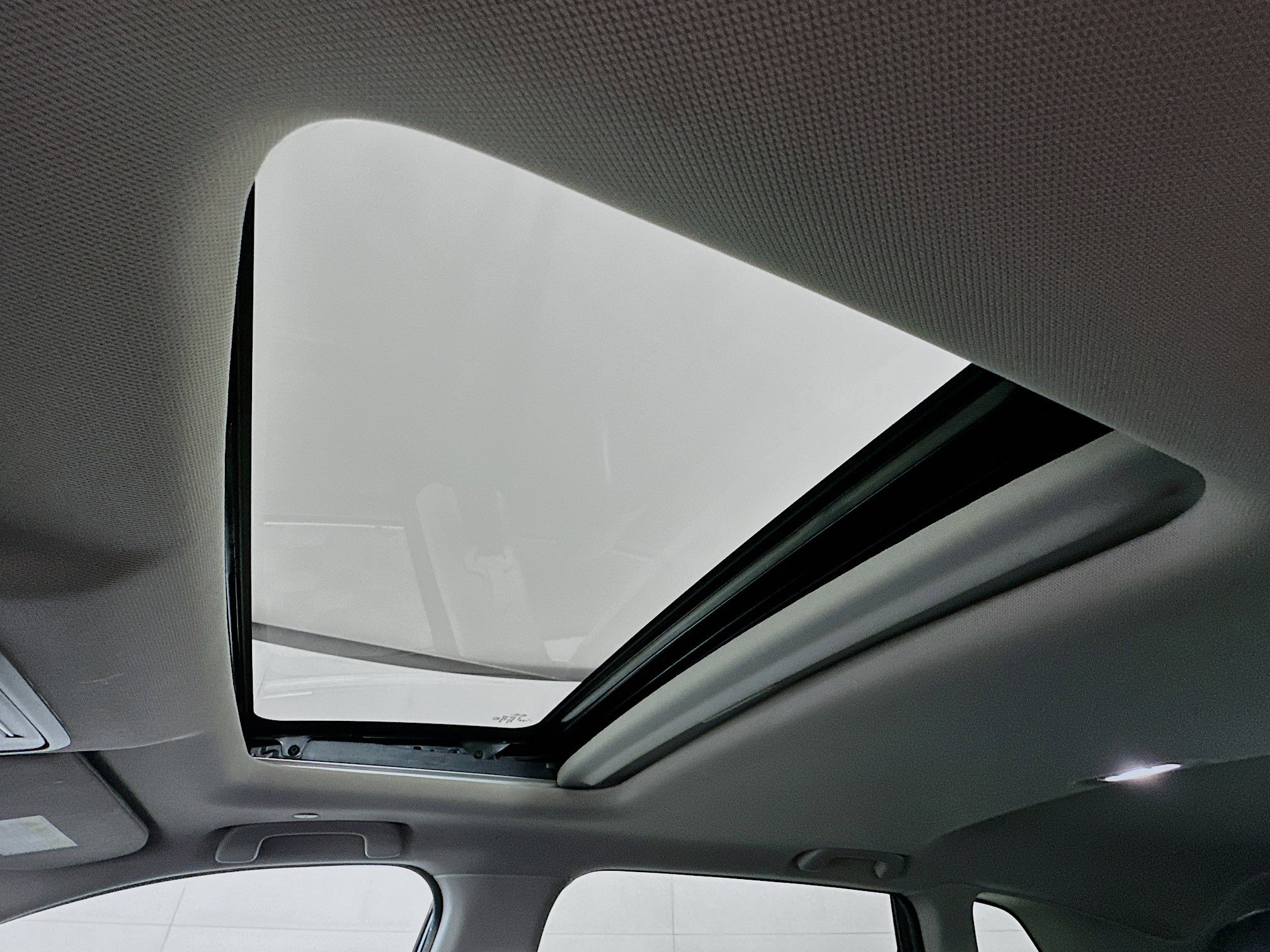 Used 2025 Honda CR-V EX-L image 26