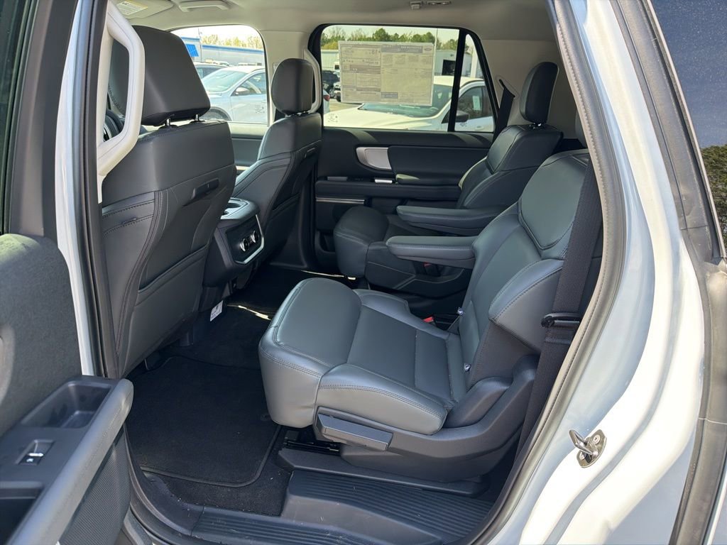 New 2026 Ford Expedition Max Active image 18