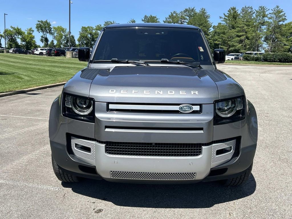 Used 2024 Land Rover Defender 130 S AWD/4WD image 2