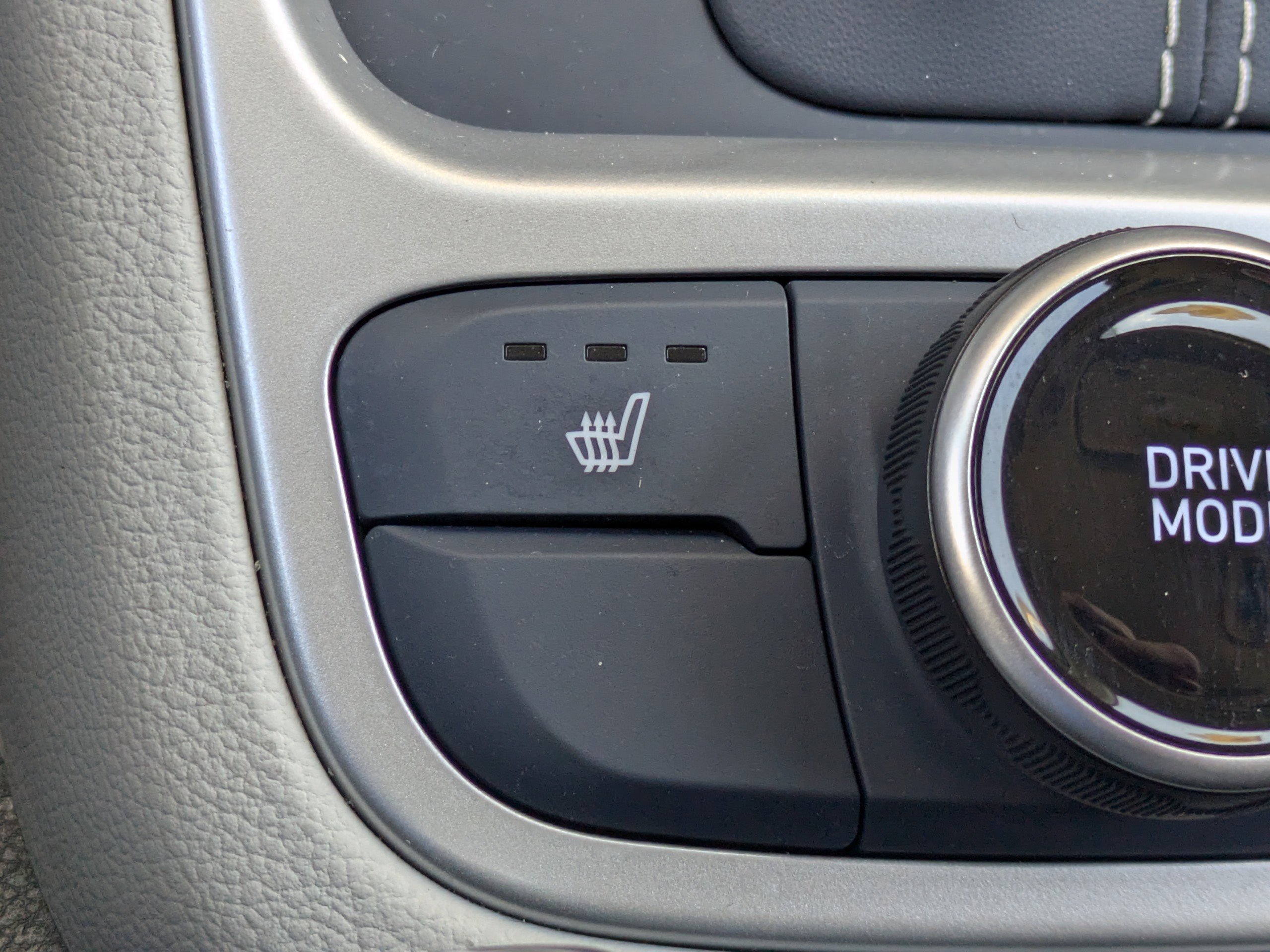 Used 2021 Hyundai Venue w/ Cargo Package image 25