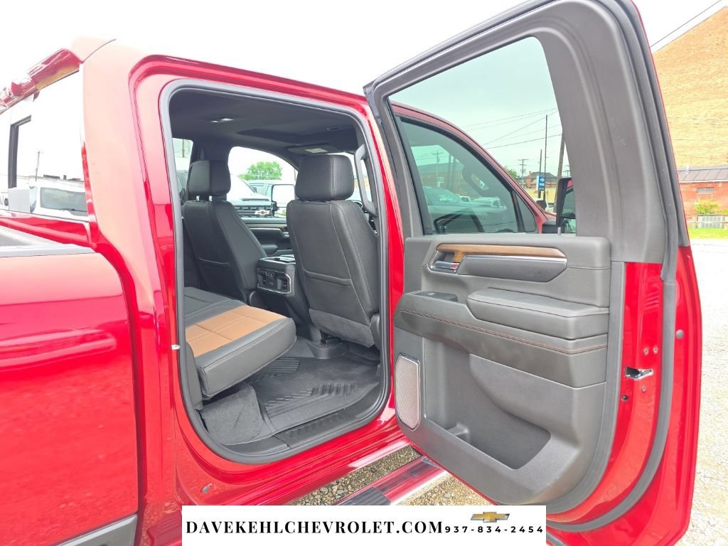 Used 2024 Chevrolet Silverado 2500 High Country w/ High Country Premium Package AWD/4WD image 36